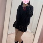 寒い日はエアコンの聞いたホテルで10代制服美少女といちゃいちゃリフレ！