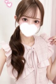 ゆうは(JK上がりたて18歳）