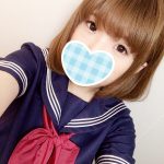 【緊急体験入店】152cmのミニマムロリ『りおちゃん』公開