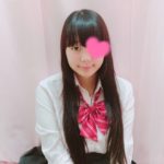 制服少女をプレゼントに見立てて丸ごとお召し上がり!?