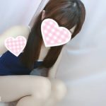 まだまだ暑さが続く千葉栄町ではだけた制服姿のロリっ子とイチャつけます♡