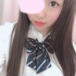 週の真ん中ド平日に10代制服少女達が大量発生中!?