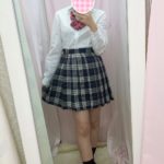 飛び切りの10代ロリ美少女といちゃいちゃリフレ
