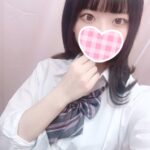 日曜日は千葉・栄町に10代ロリ美少女が続々集合!